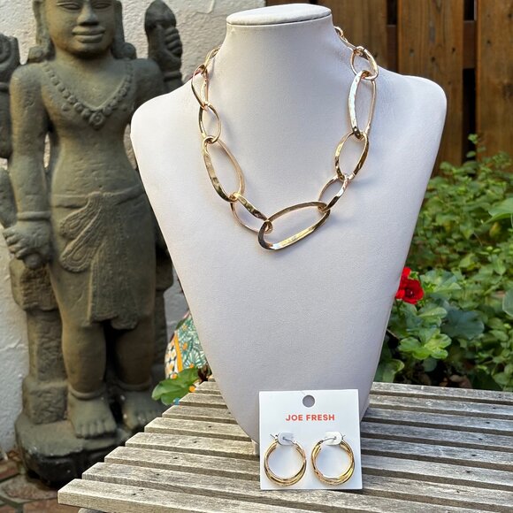 Jewelry bundle - Picture 1 of 7